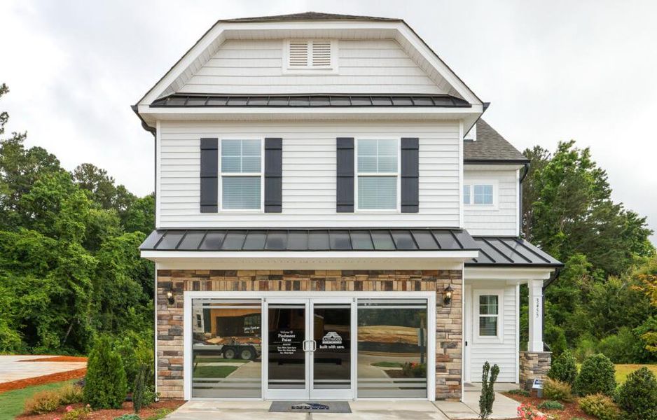 Representative exterior photo of a completed home built from the Graham by Eastwood Homes in Chandler Ridge, McLeansville, NC (Image 2).