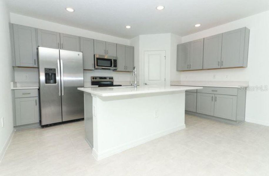 Furnished interior view inside a new home in Waterstone, Groveland (Image 4). Furnished interior view inside a new home in Waterstone, Groveland (Image 4).