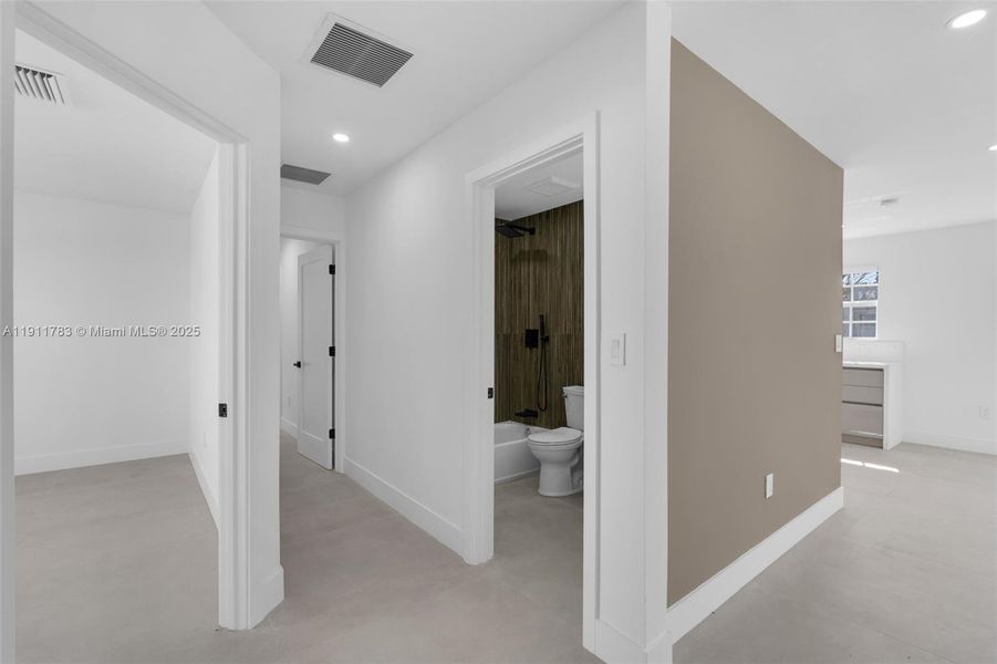 Spacious, unfurnished interior of a new home in , West Palm Beach (Image 39). Spacious, unfurnished interior of a new home in , West Palm Beach (Image 39).