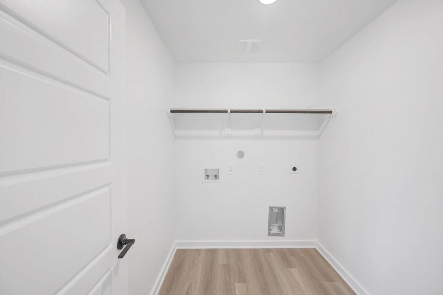 Spacious, unfurnished interior of a new home in Lone Star Landing, Montgomery (Image 17). Spacious, unfurnished interior of a new home in Lone Star Landing, Montgomery (Image 17).