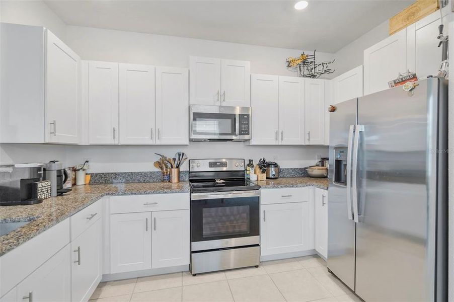 Furnished interior view inside a new home in , Land O' Lakes (Image 8).