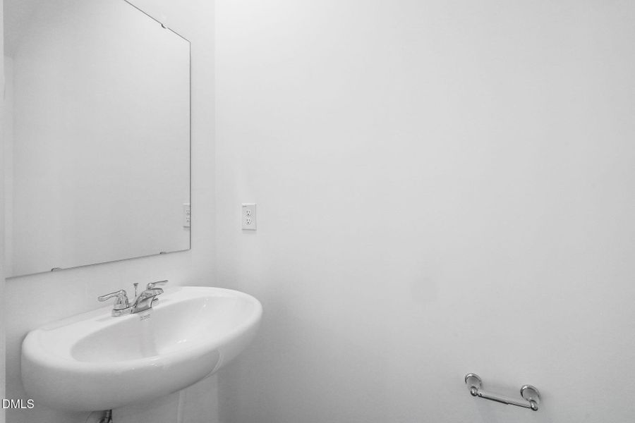 SUN_ElmGrove_Pic_Jackson_QMI_17_Powder_2