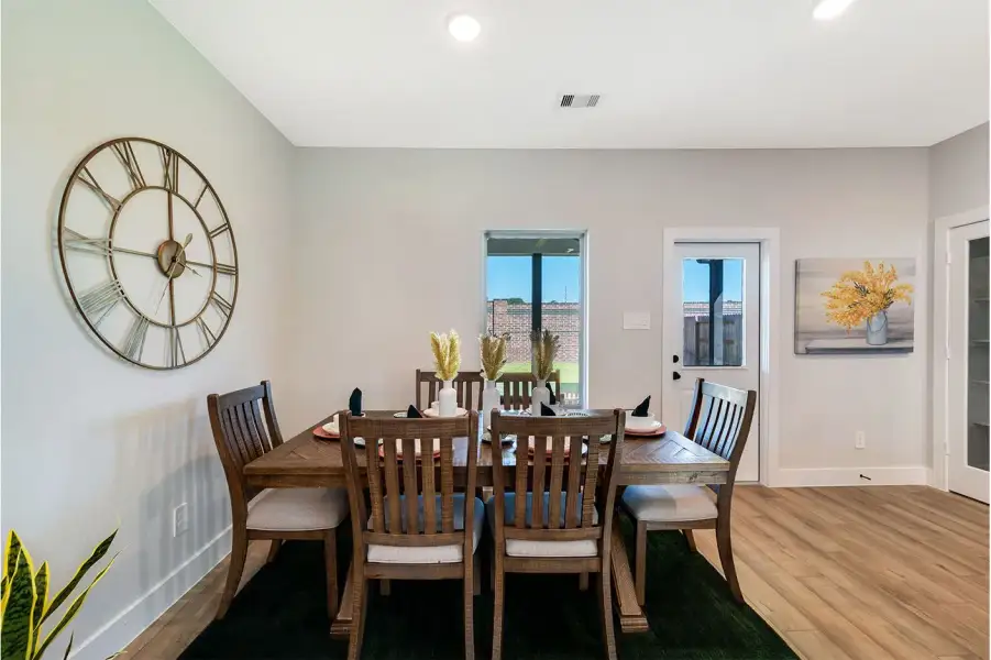 Furnished interior view inside a new home in McCain's Station, Gallatin (Image 13).