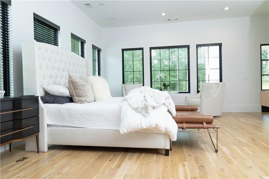 Furnished interior view inside a new home in , Stockbridge (Image 41).