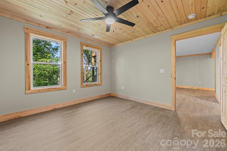 Spacious, unfurnished interior of a new home in , Whittier (Image 26).