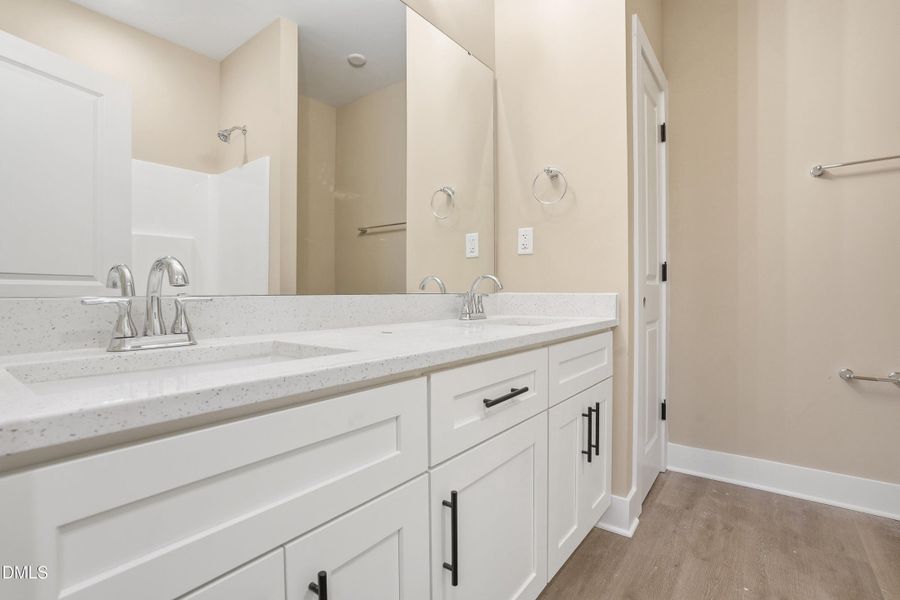 1049 Jada Allen Rd-94