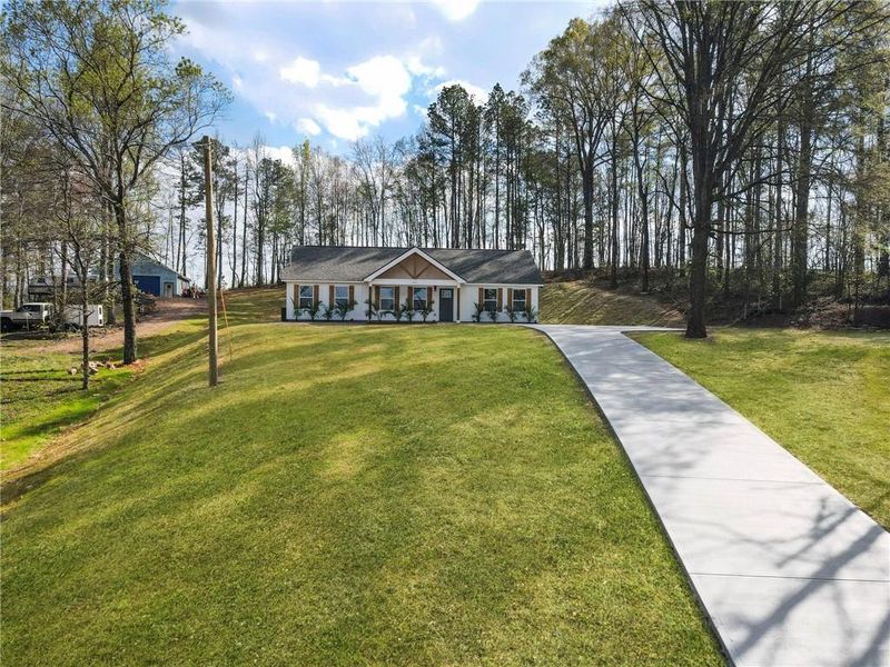 Image 47 of a home in .