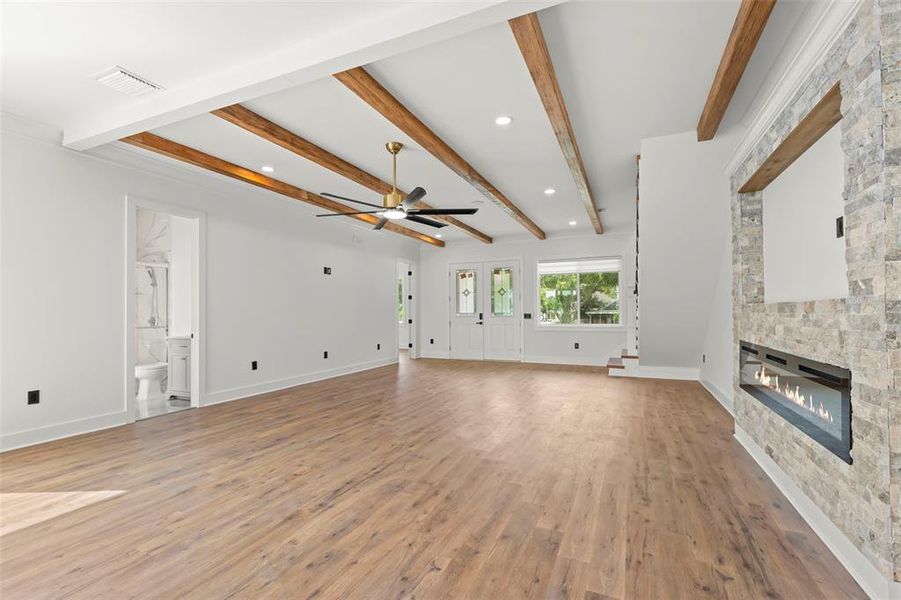 Spacious, unfurnished interior of a new home in , Safety Harbor (Image 52).