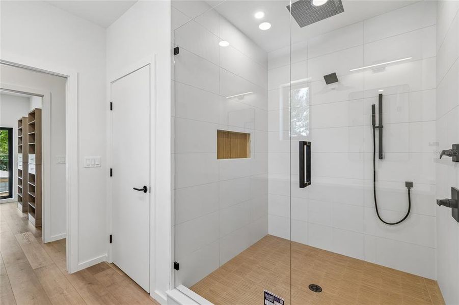 Image 76 of a home in .