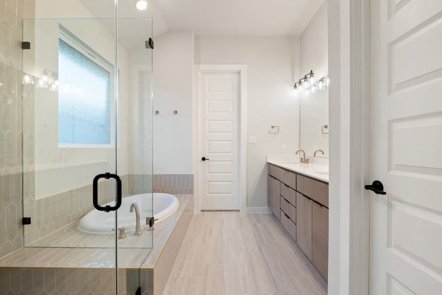 Furnished interior view inside a new home in Park Collection at Lariat, Liberty Hill (Image 14). Furnished interior view inside a new home in Park Collection at Lariat, Liberty Hill (Image 14).