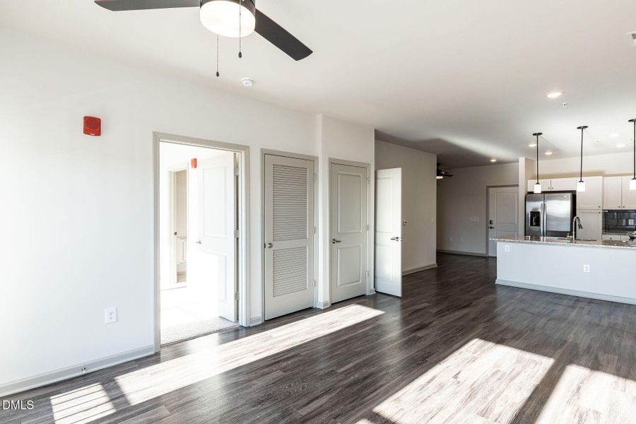 021-1920x1080-open-living 021-1920x1080-open-living