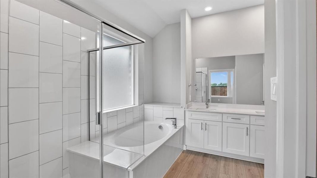 Furnished interior view inside a new home in , Grand Prairie (Image 9).