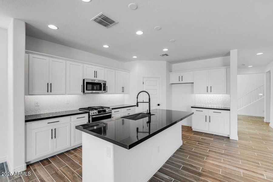 hj-az-phoenix-allen-ranches-discovery-we