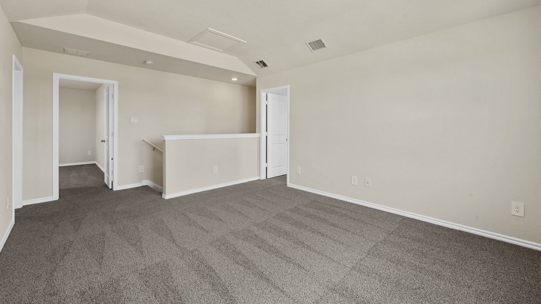 Spacious, unfurnished interior of a new home in Northspur, Terrell (Image 21).