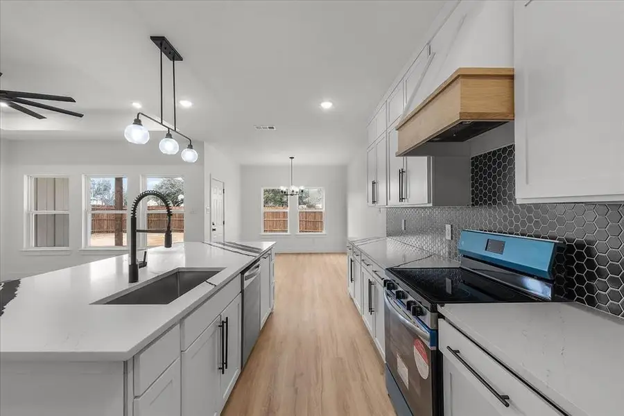 Furnished interior view inside a new home in , Grand Prairie (Image 6).