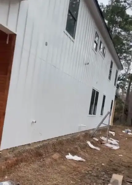 Image 7 of a home in .