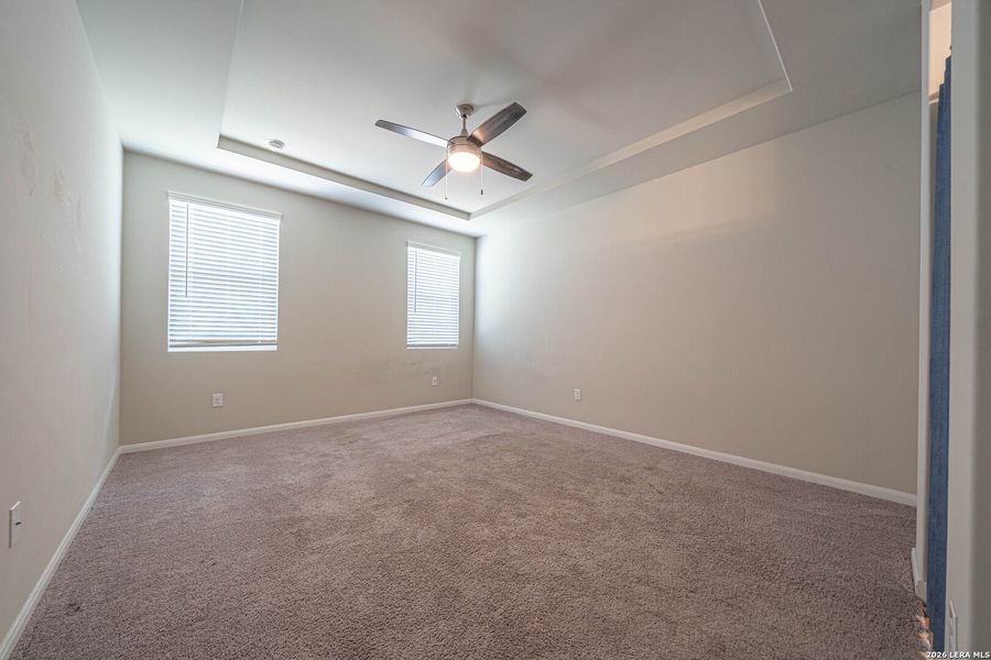 Spacious, unfurnished interior of a new home in Hannah Heights, Seguin (Image 18).