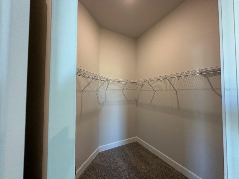 Spacious, unfurnished interior of a new home in Densan Park, Wildwood (Image 19).