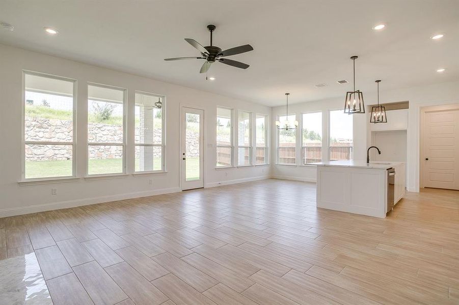 Spacious, unfurnished interior of a new home in Whitestone Crest, Benbrook (Image 24).