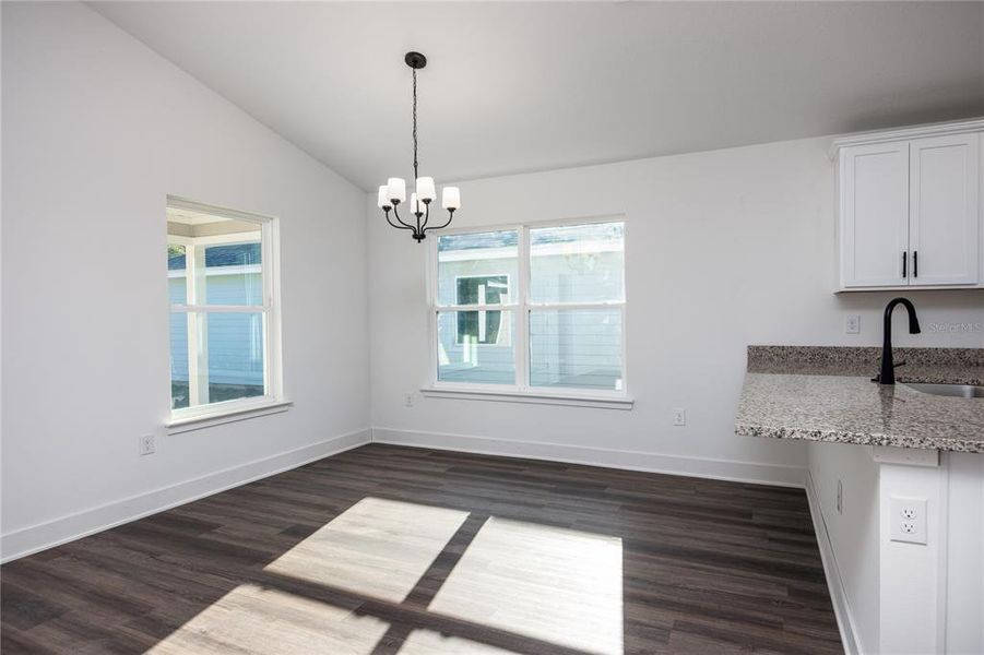 Spacious, unfurnished interior of a new home in Kirkland Farms, Alachua (Image 14).