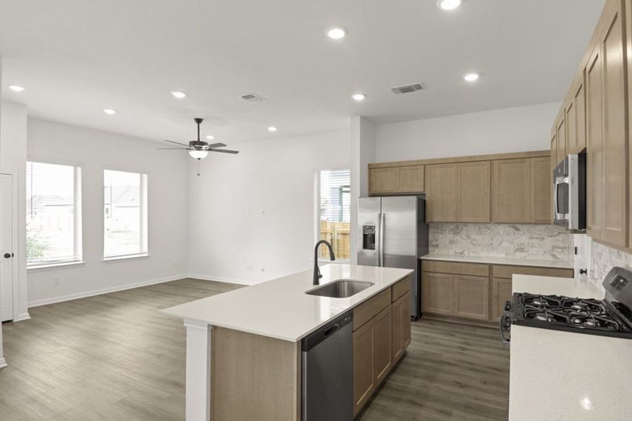 Representative furnished interior of a home built from the Mesquite by Pacesetter Homes in Blanco Vista, San Marcos (Image 16).