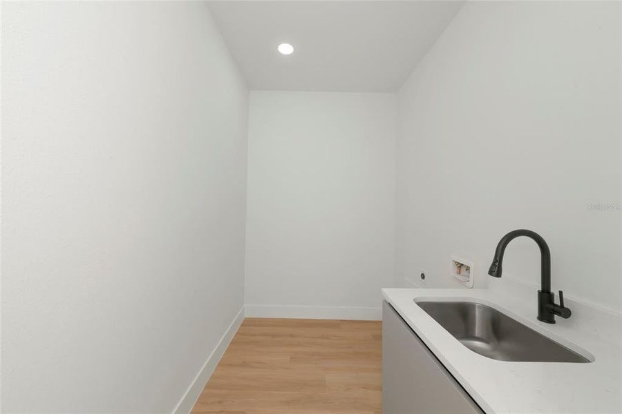 Image 36 of a home in .