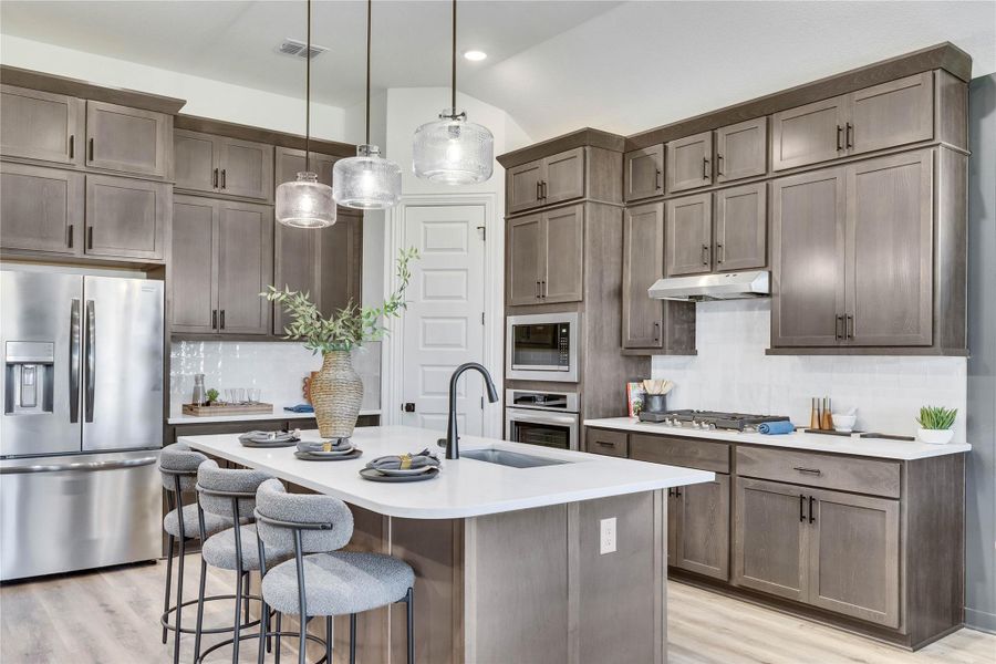 Model home photos of similar floorplans, not pictures of actual home. Model home photos of similar floorplans, not pictures of actual home.