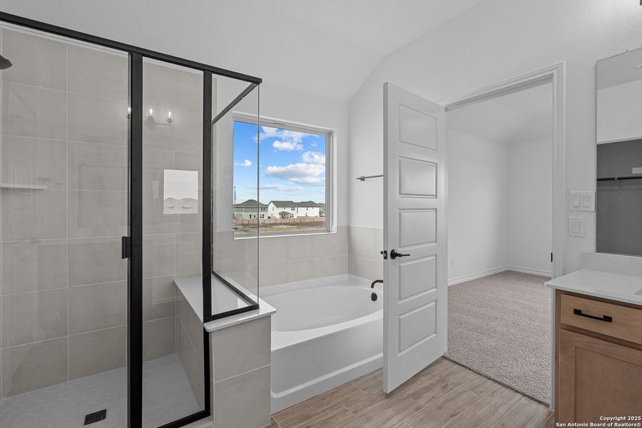 Furnished interior view inside a new home in Lily Springs, Seguin (Image 10).