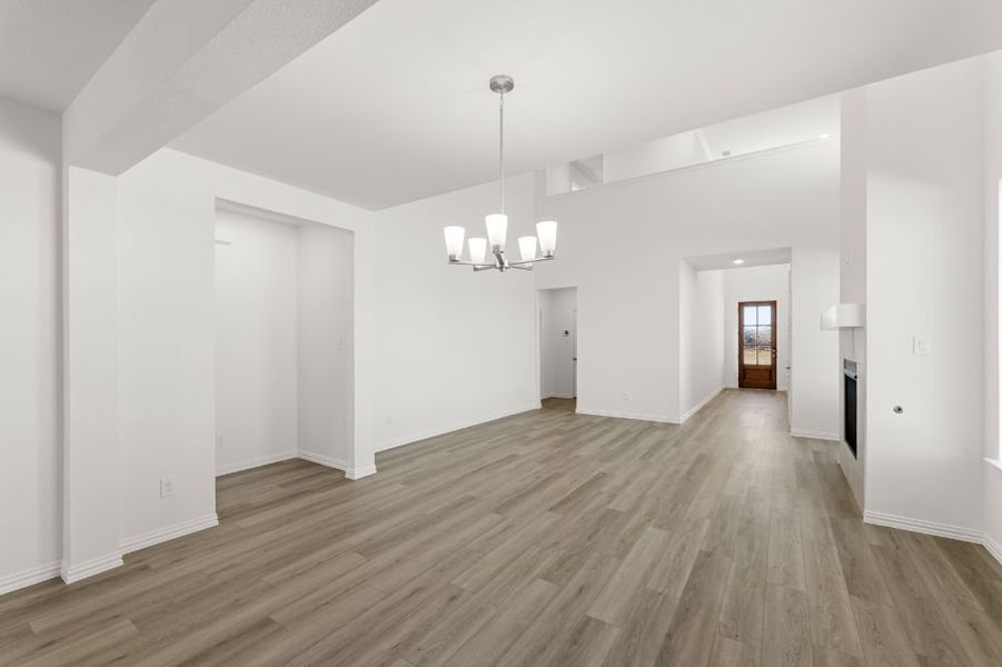 Representative unfurnished interior of a home built from the Lamar by UnionMain Homes in Reunion, Rhome (Image 27).