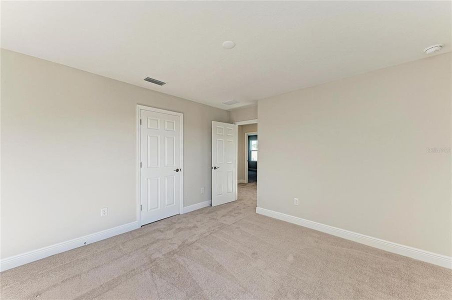Spacious, unfurnished interior of a new home in Crosswind Ranch, Parrish (Image 27).