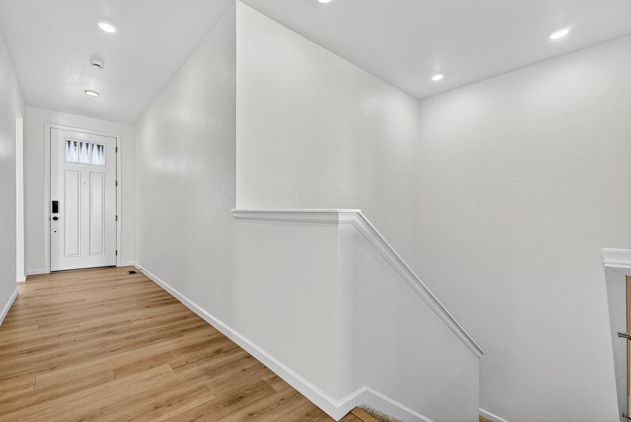 Spacious, unfurnished interior of a new home in Trailstone, Arvada (Image 15).
