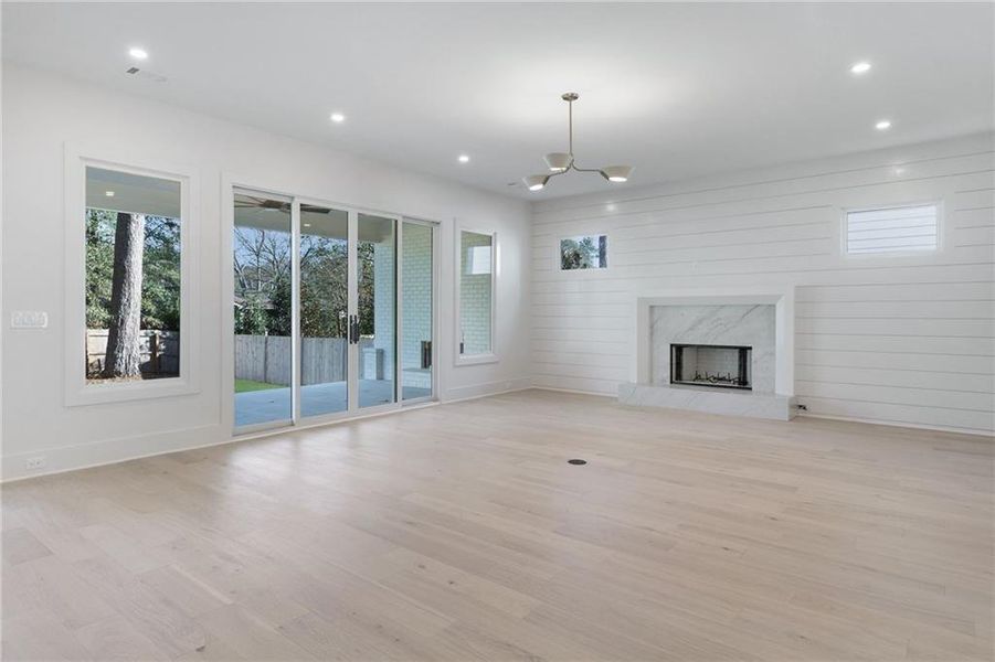 Spacious, unfurnished interior of a new home in , Atlanta (Image 24).