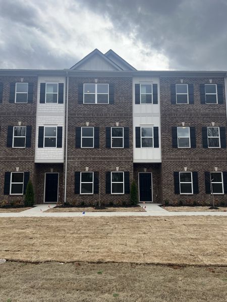 Image 12 of a home in Sweetbriar Place.
