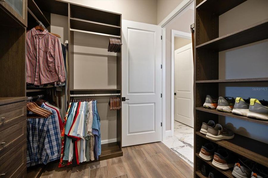 Furnished interior view inside a new home in , Englewood (Image 54).