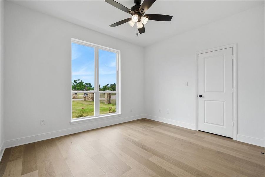 Spacious, unfurnished interior of a new home in , Tyler (Image 30).