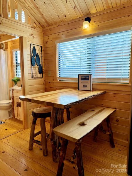 Furnished interior view inside a new home in , Marion (Image 6).