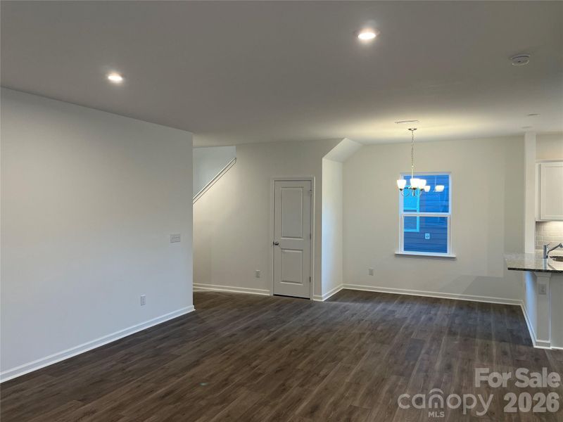 Spacious, unfurnished interior of a new home in Parkside Crossing, Charlotte (Image 10).