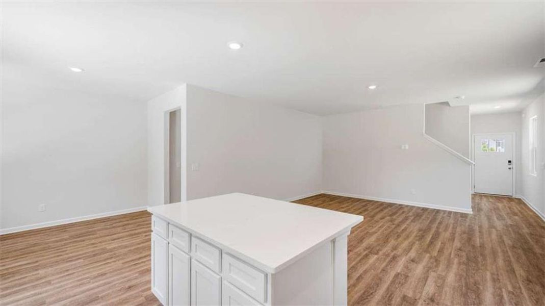 Spacious, unfurnished interior of a new home in Shoal Creek, Hampton (Image 25).