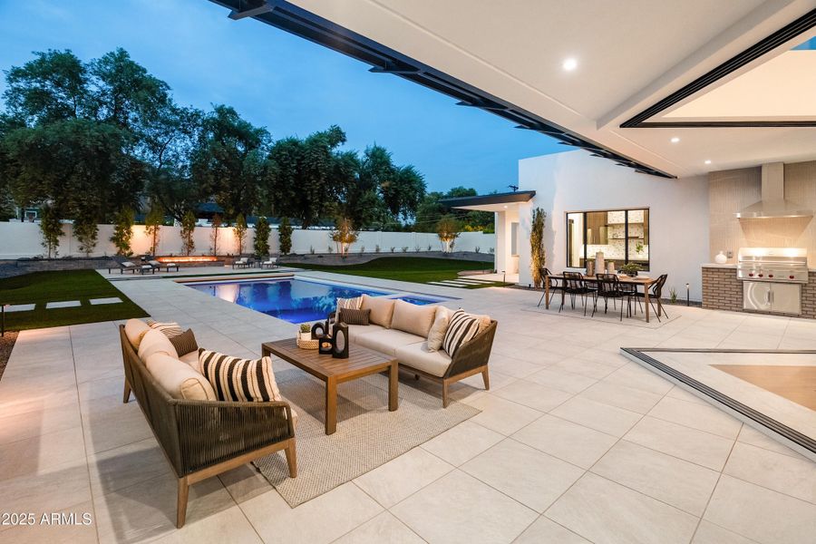 5538 E Lafayette Blvd-114 5538 E Lafayette Blvd-114