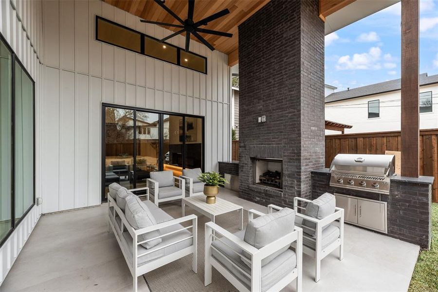 Exterior details and patio area of a home in , Dallas (Image 24).