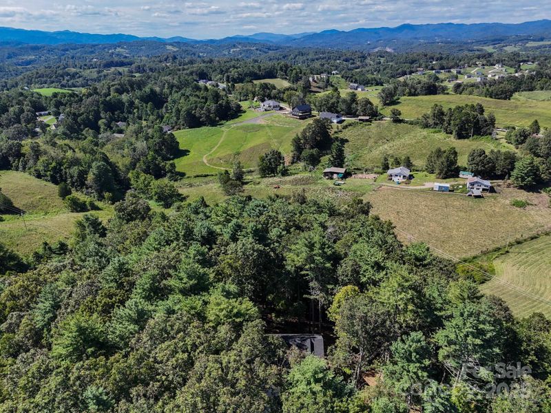 Image 43 of a home in . Image 43 of a home in .