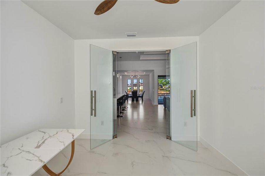 Furnished interior view inside a new home in , Port Charlotte (Image 38).