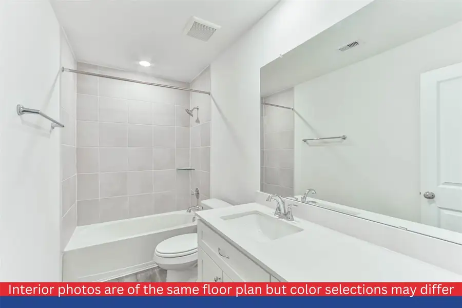 It also features an en-suite bathroom with a luxurious soaking tub, a separate shower, and a double vanity. It also features an en-suite bathroom with a luxurious soaking tub, a separate shower, and a double vanity.