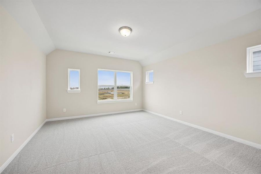 Spacious, unfurnished interior of a new home in Painted Tree Woodland West – Cottages, McKinney (Image 19).
