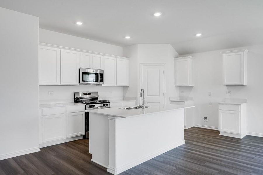 2149 Tule Way ~ Ready Now!