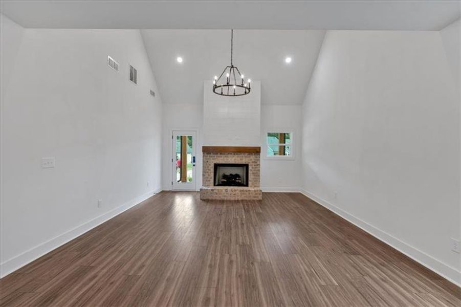 Spacious, unfurnished interior of a new home in Ferguson Corners, Emerson (Image 43).