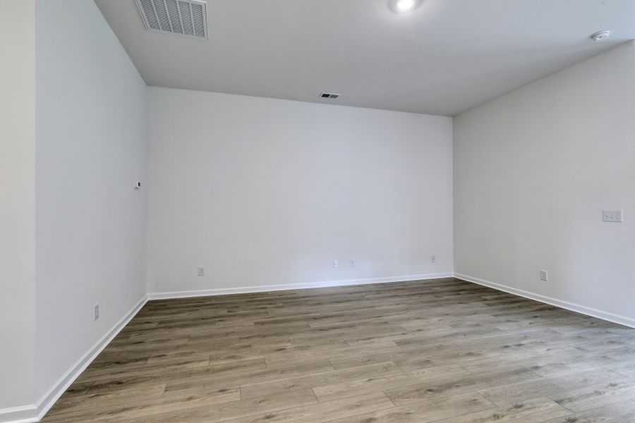 Spacious, unfurnished interior of a new home in Jordan Grove, Conway (Image 33).