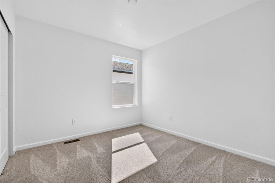 2110 Wagon Wheel Aly ~ Ready Now