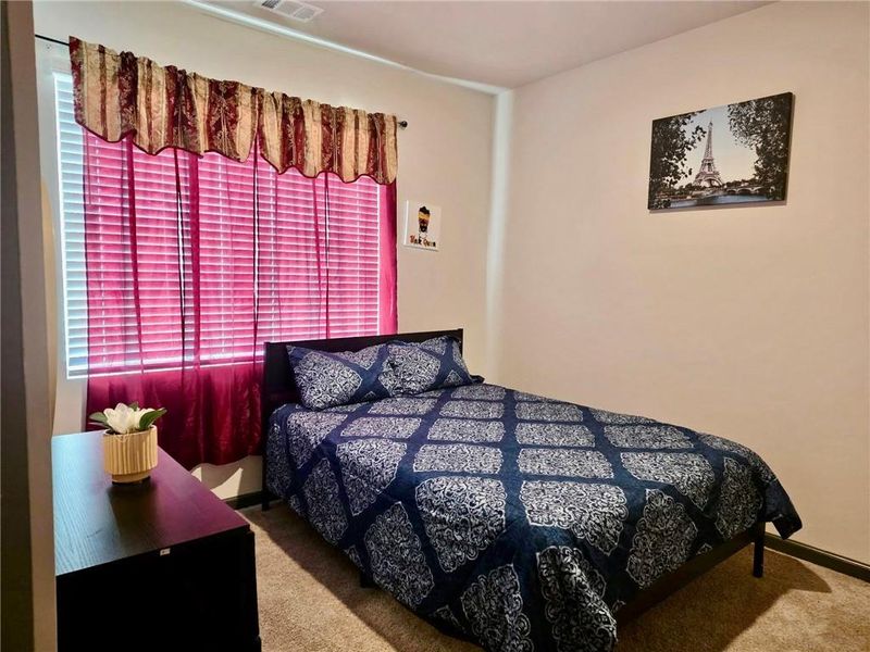 Furnished interior view inside a new home in Oakwood, Dallas (Image 21).