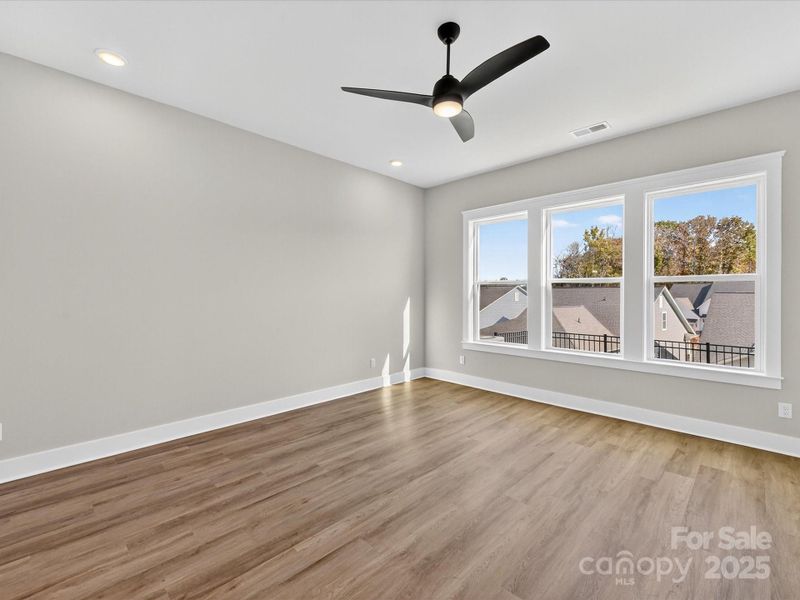 Spacious, unfurnished interior of a new home in Encore at Streamside - Classic Series, Waxhaw (Image 34).